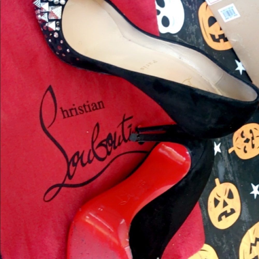 Shoes - Picture 3 of 3